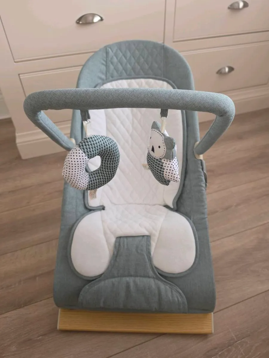 Baby seat - Image 1