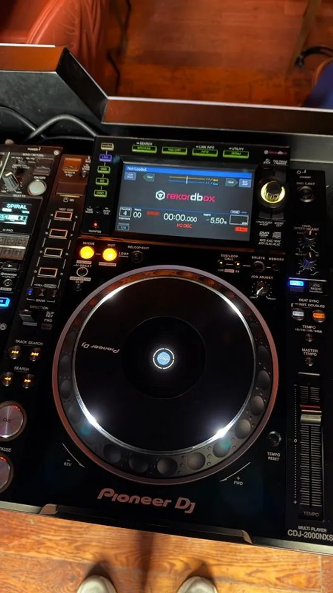 Pioneer DJ CDJ-2000NXS2 Excellent Condition with 3 Month Warranty - Image 1