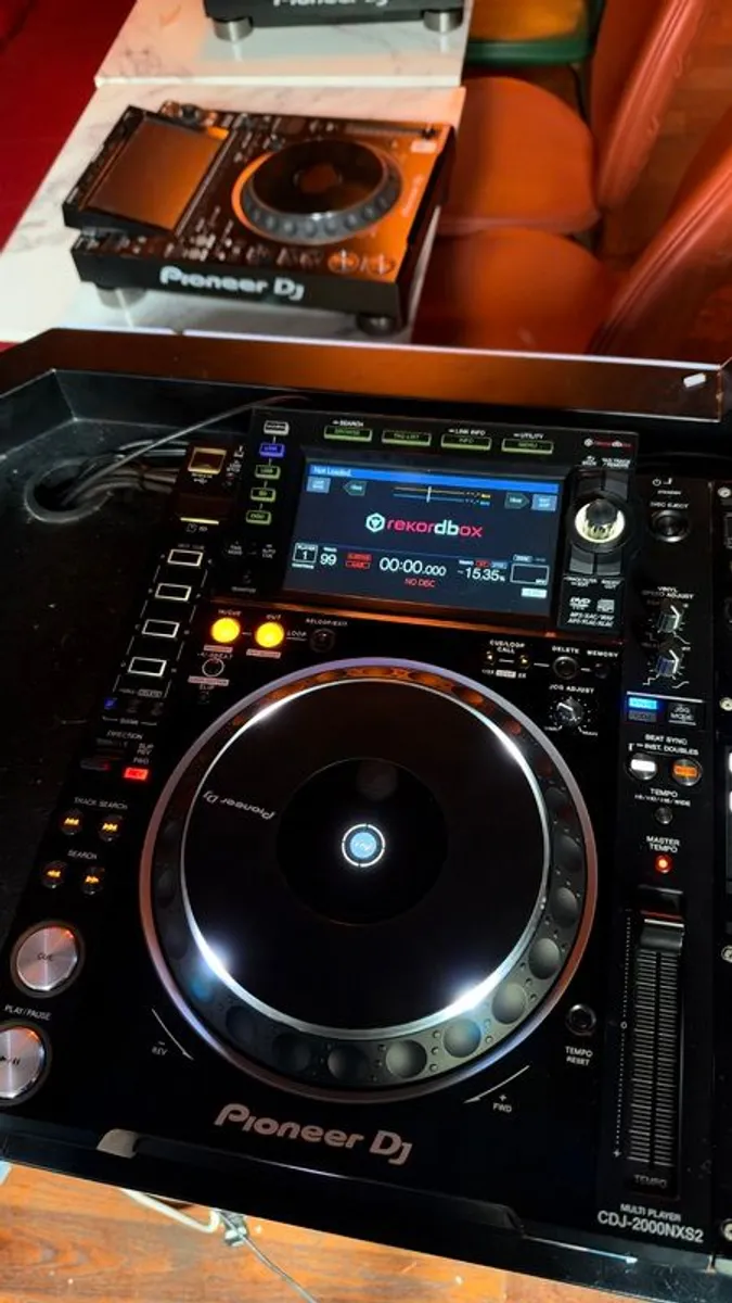 Pioneer DJ CDJ-2000NXS2 Excellent Condition with 3 Month Warranty - Image 2