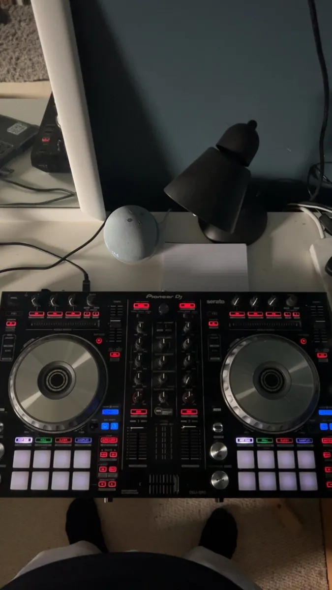 Pionneer ddj-sr2 - Image 1