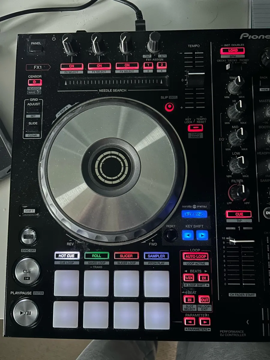 Pionneer ddj-sr2 - Image 2