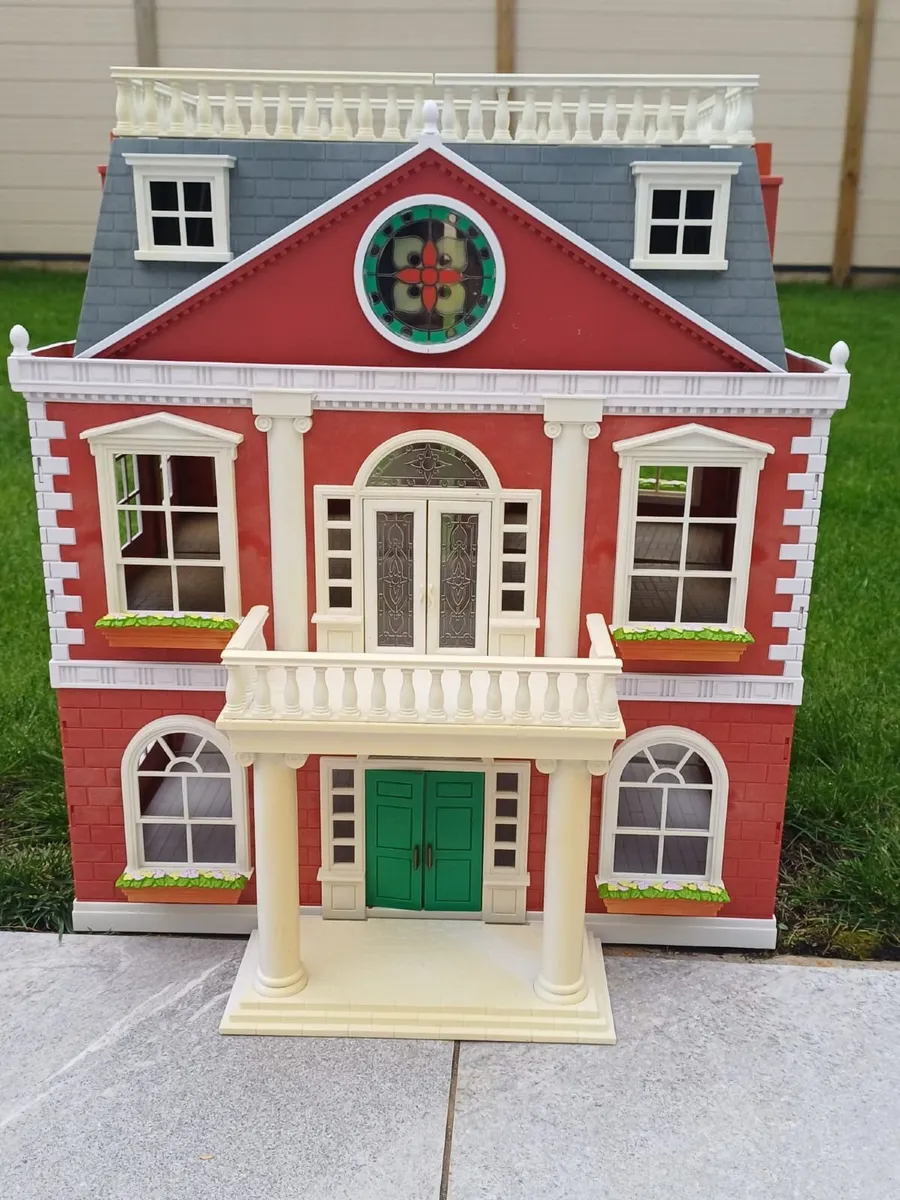 Sylvanian Grand Hotel - Image 1