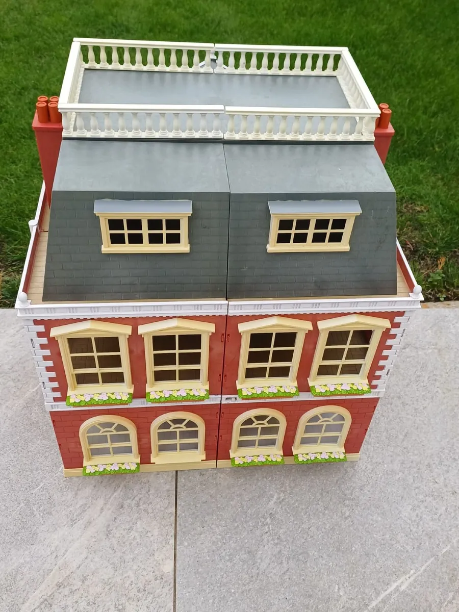 Sylvanian Grand Hotel - Image 3