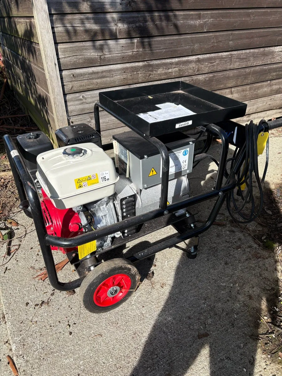 Honda welder generator - Image 1