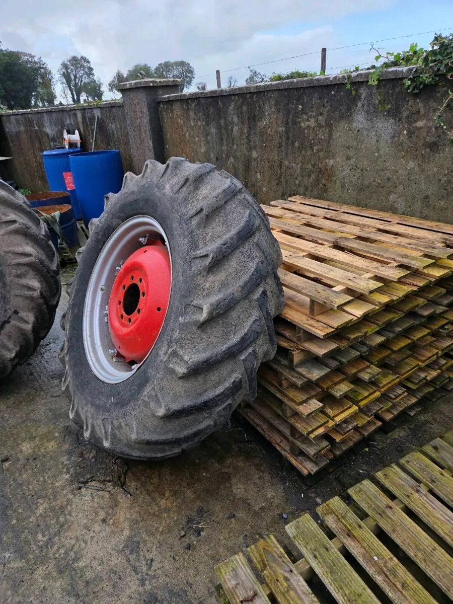 16.9 /28 rims and tyres - Image 4