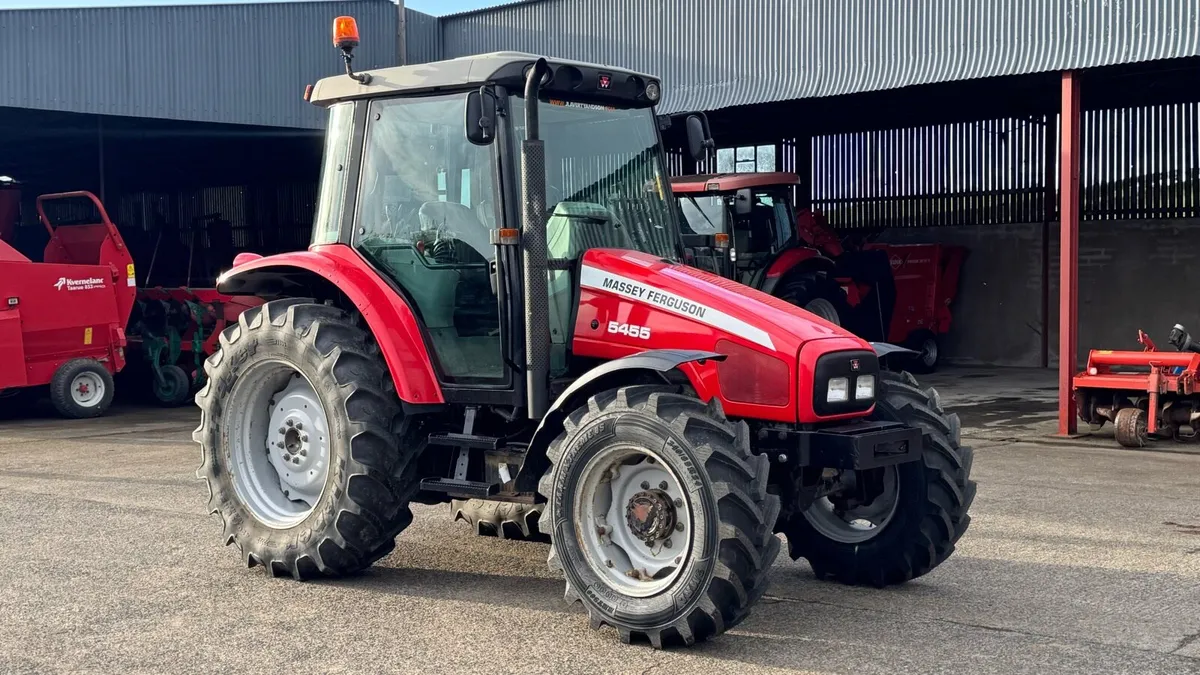 2006 Massey Ferguson 5455 - Image 1