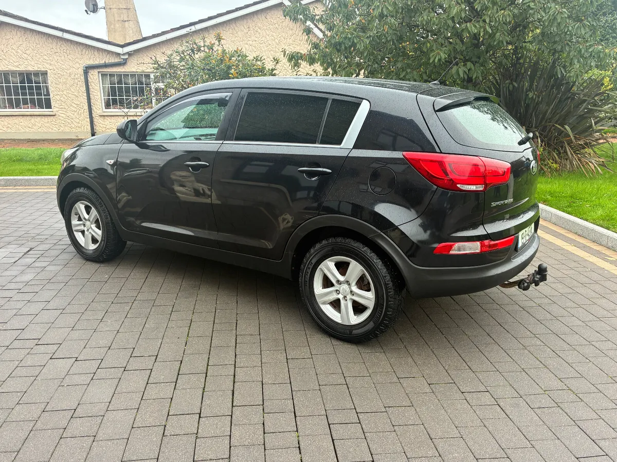 2015 Kia Sportage *NEW DOE* - Image 4