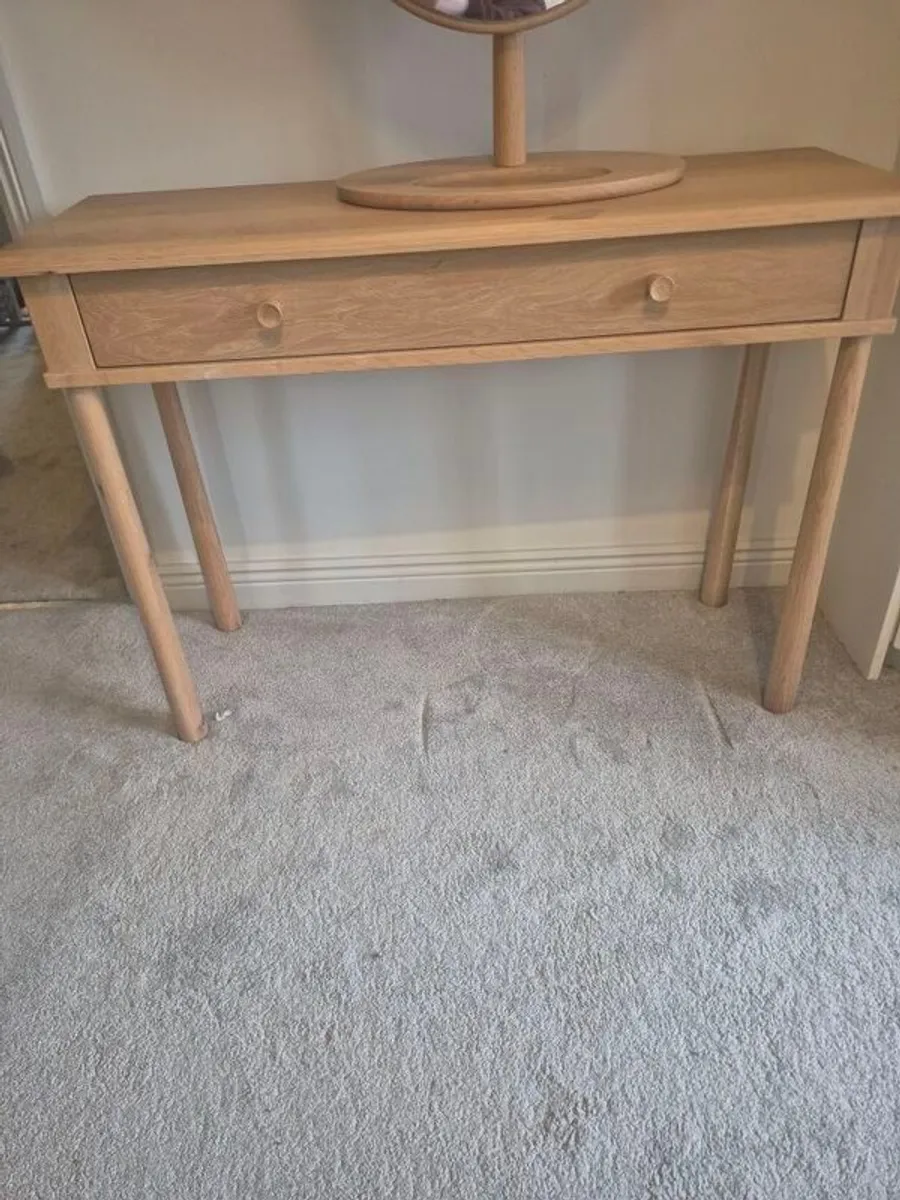 Dressing table and mirror - Image 4