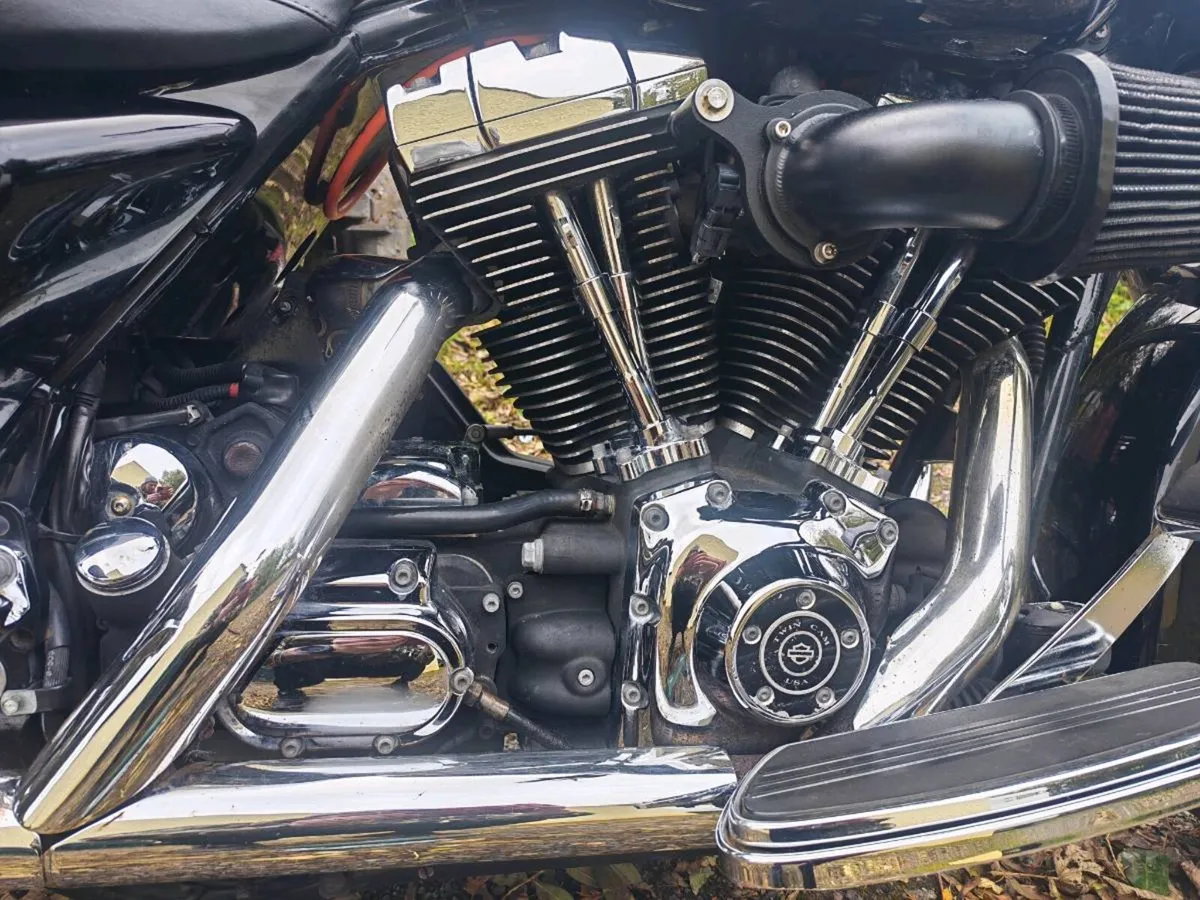 Harley Davidson Road king custom - Image 2