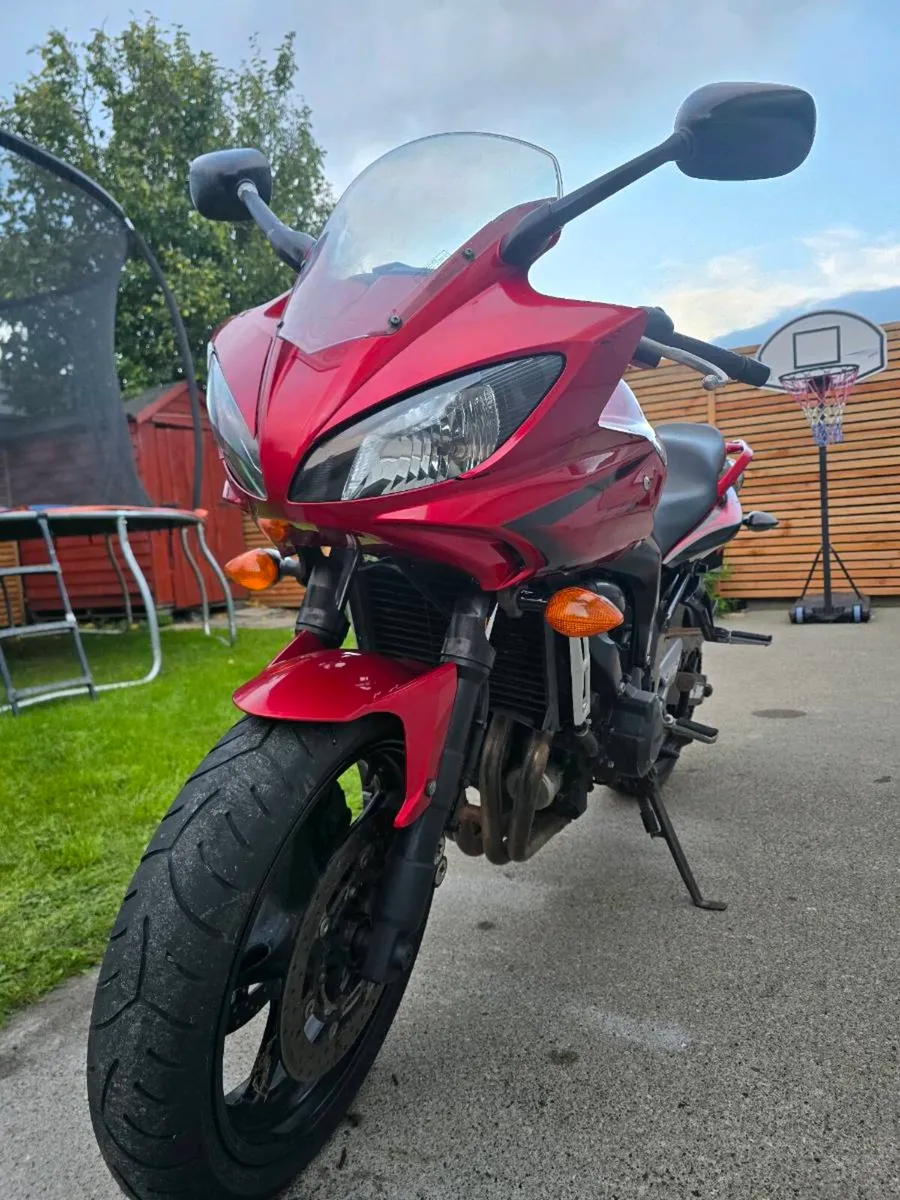 Fazer FZ 600 - Image 1