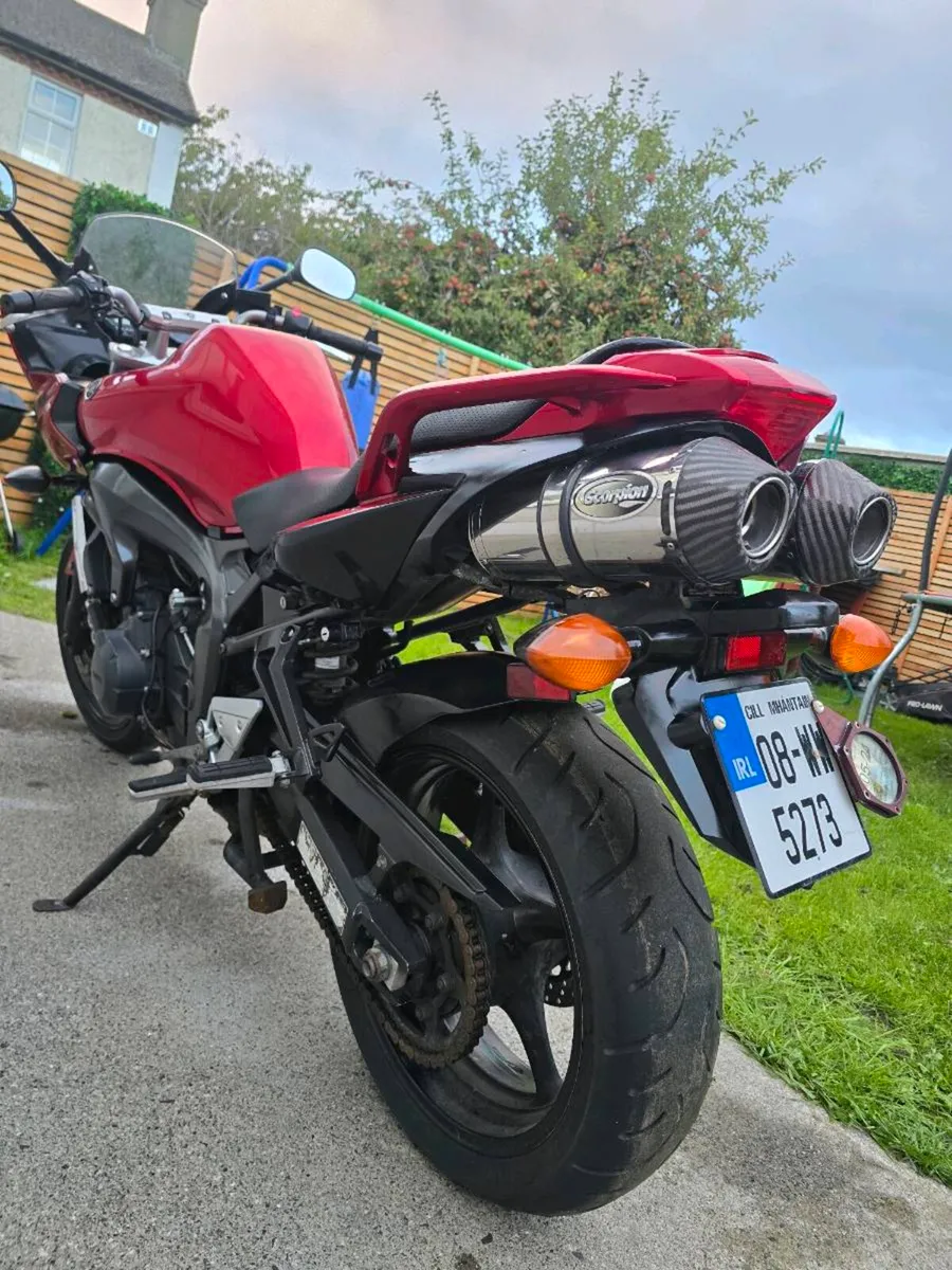 Fazer FZ 600 - Image 4