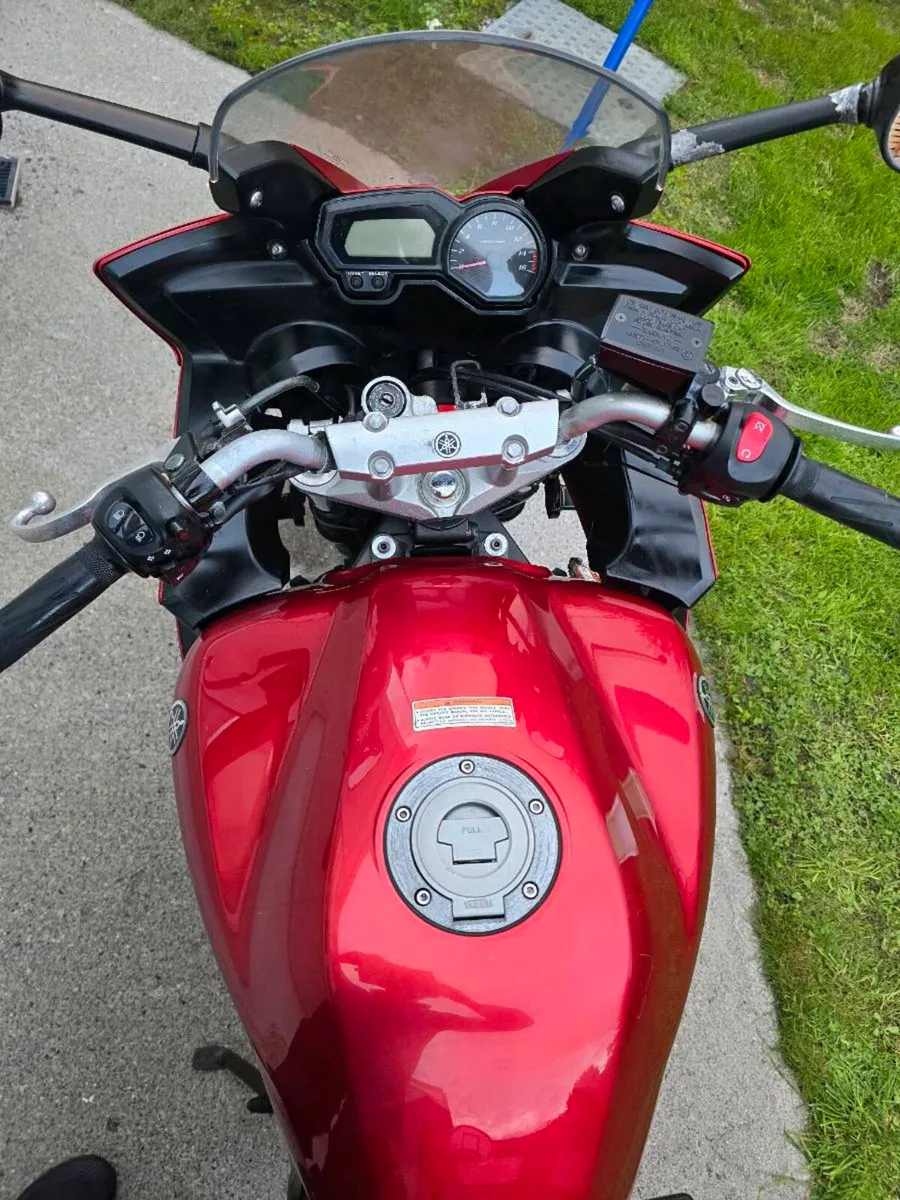 Fazer FZ 600 - Image 3