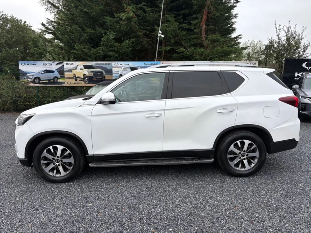 SsangYong Rexton G4 2.2 P/T 4WD 2 SEAT COM 4DR - Image 4