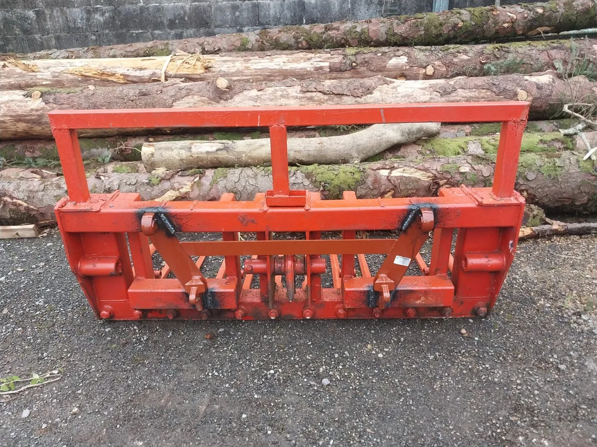 Dung Fork - Image 1