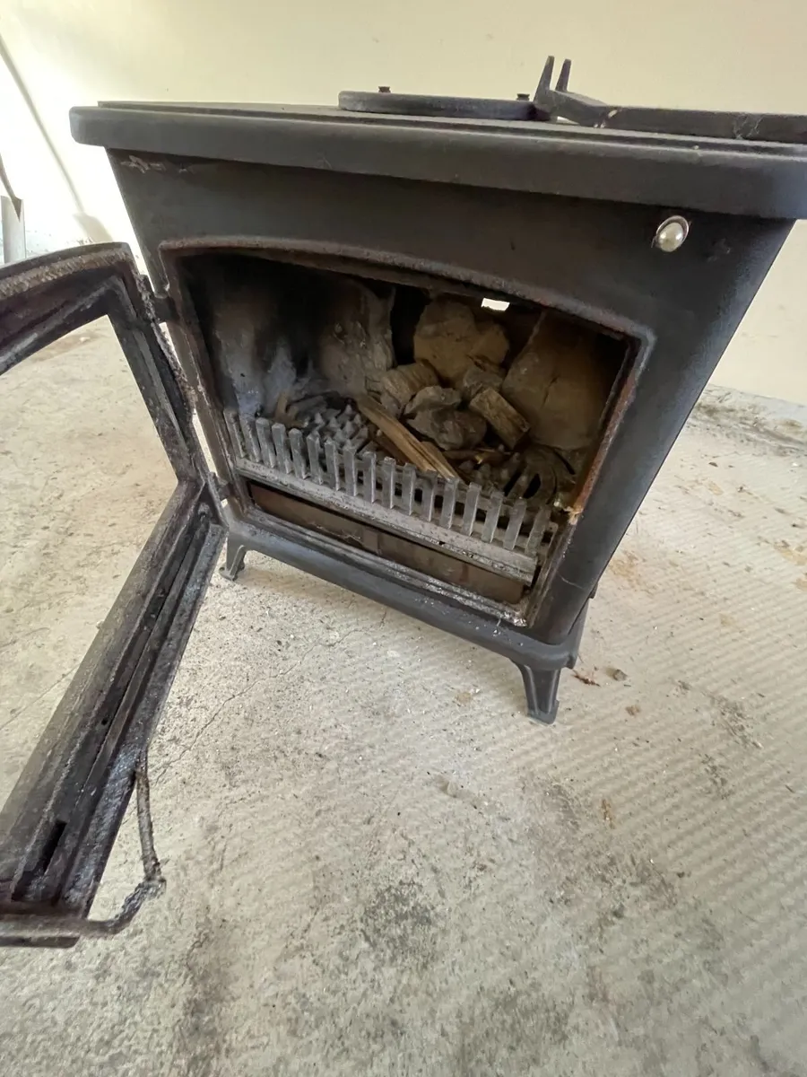 Wood burning stove, 5-6kW, second hand - Image 1