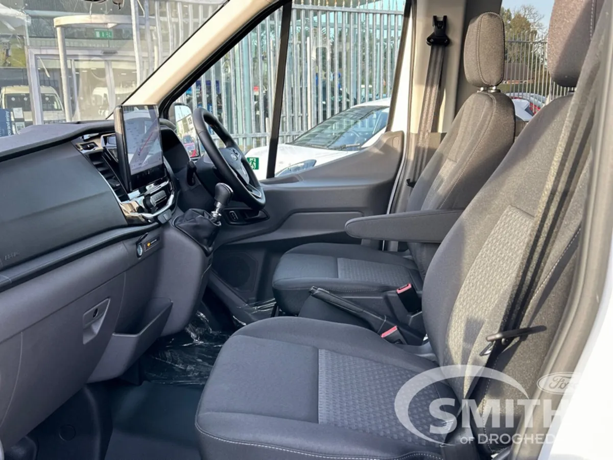 Ford Transit MINIBUS TREND 2.0 130PS **IN STOCK** - Image 4