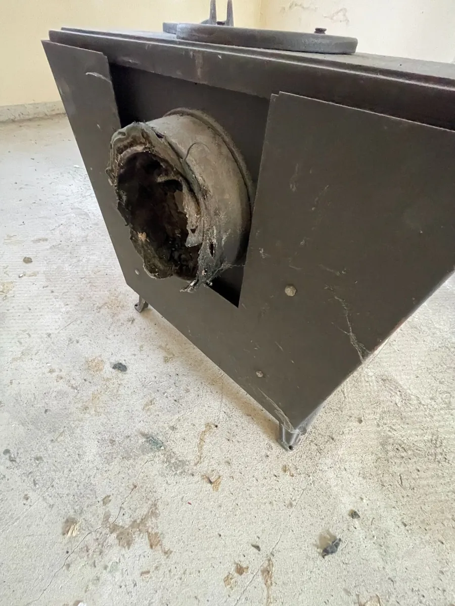 Wood burning stove, 5-6kW, second hand - Image 3