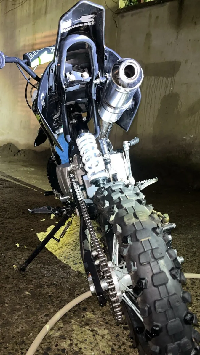 Dirt bike - Image 3
