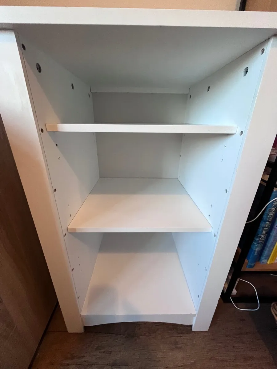 Girls Bedroom Bookcase / Storage Shelf Unit - Image 3