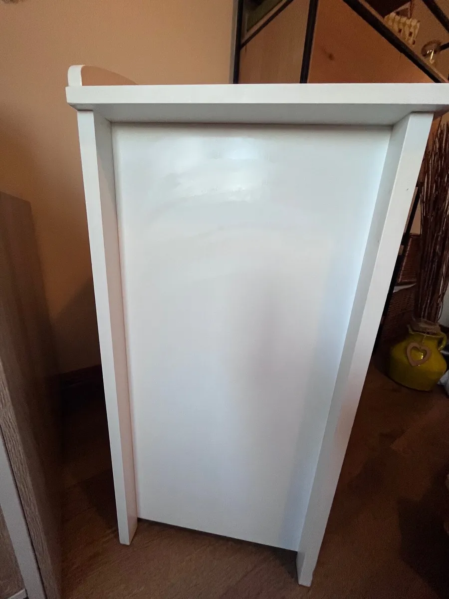 Girls Bedroom Bookcase / Storage Shelf Unit - Image 4