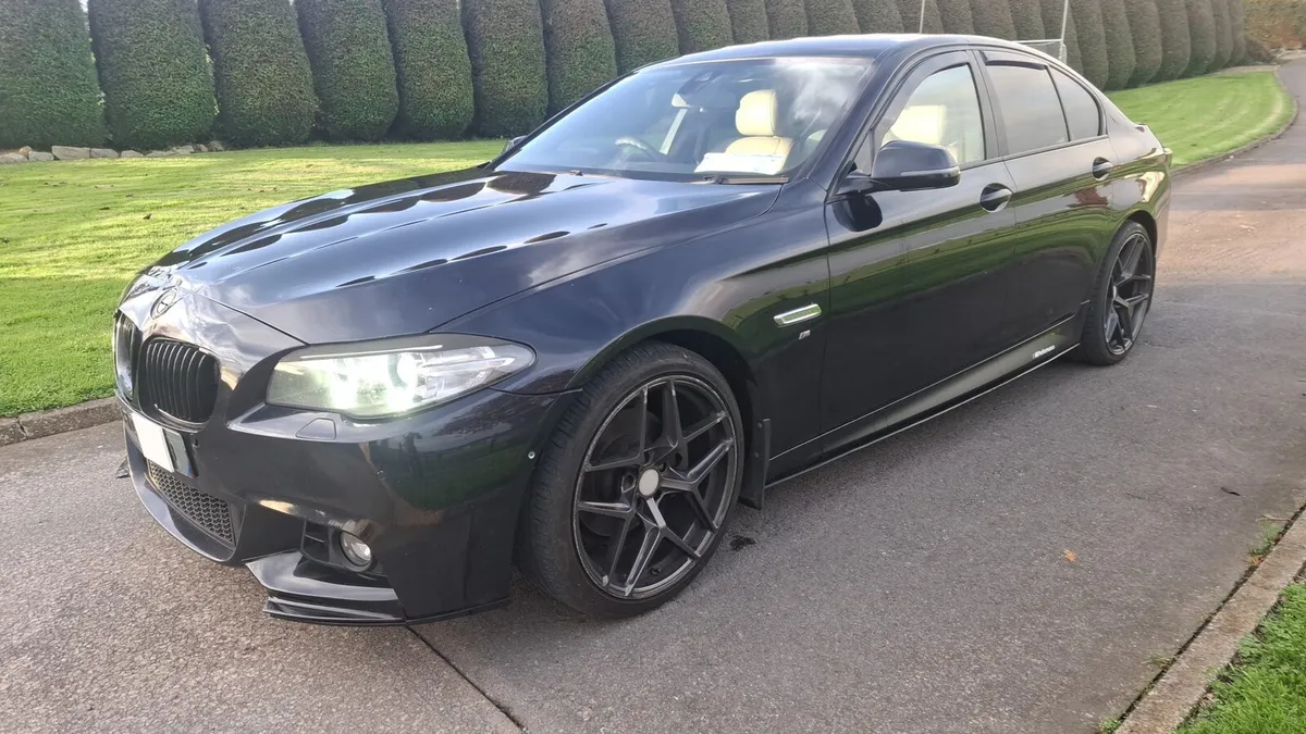 2016 BMW 520D M SPORT AUTO - Image 1