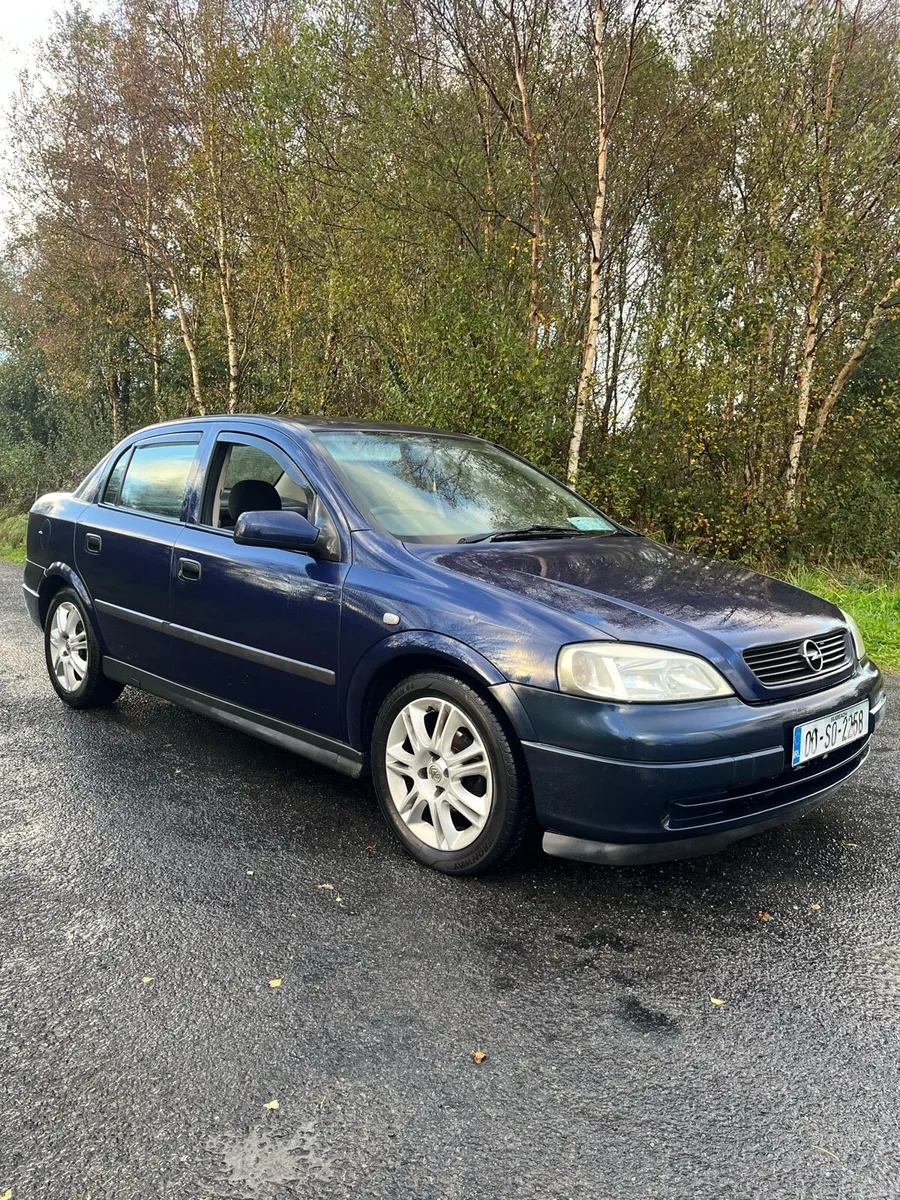 Opel Astra 1.4 low miles - Image 2