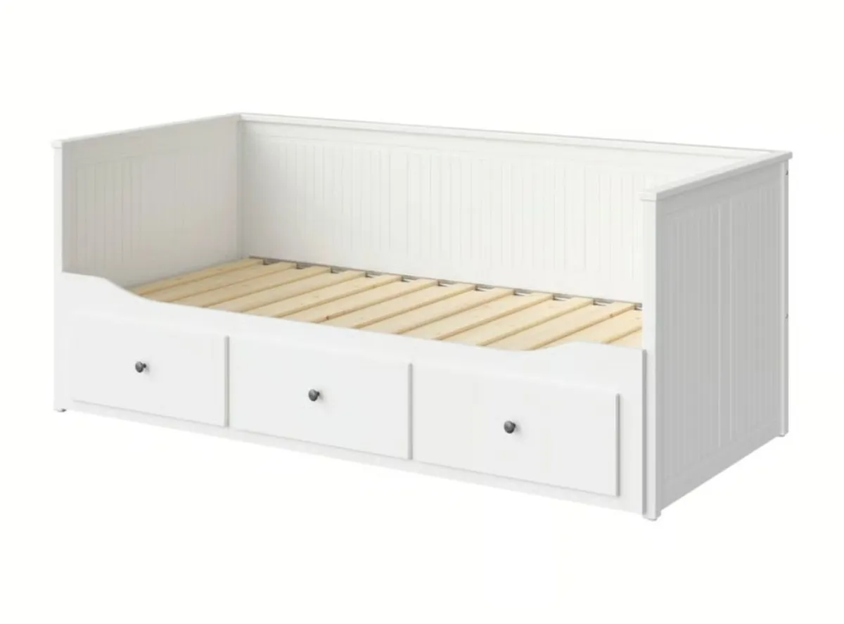 Bed - Image 3