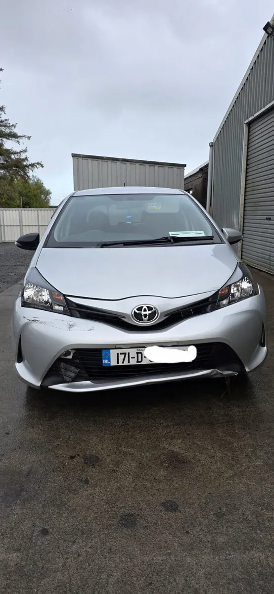171 TOYOTA VITZ AUTO - Image 2