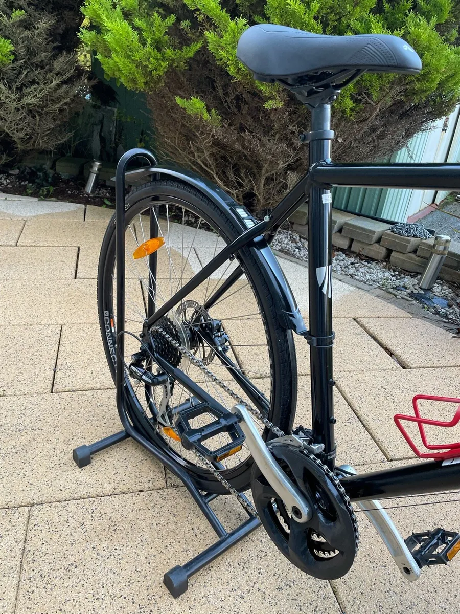 Trek FX2 hybrid bike - Image 3