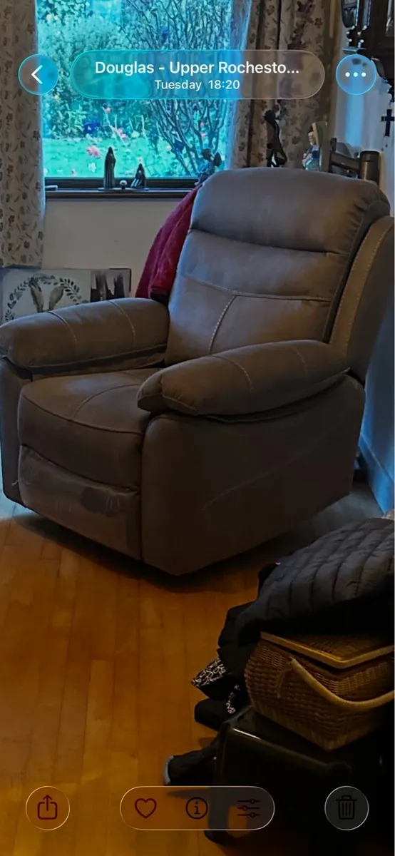 Armchair - Image 2