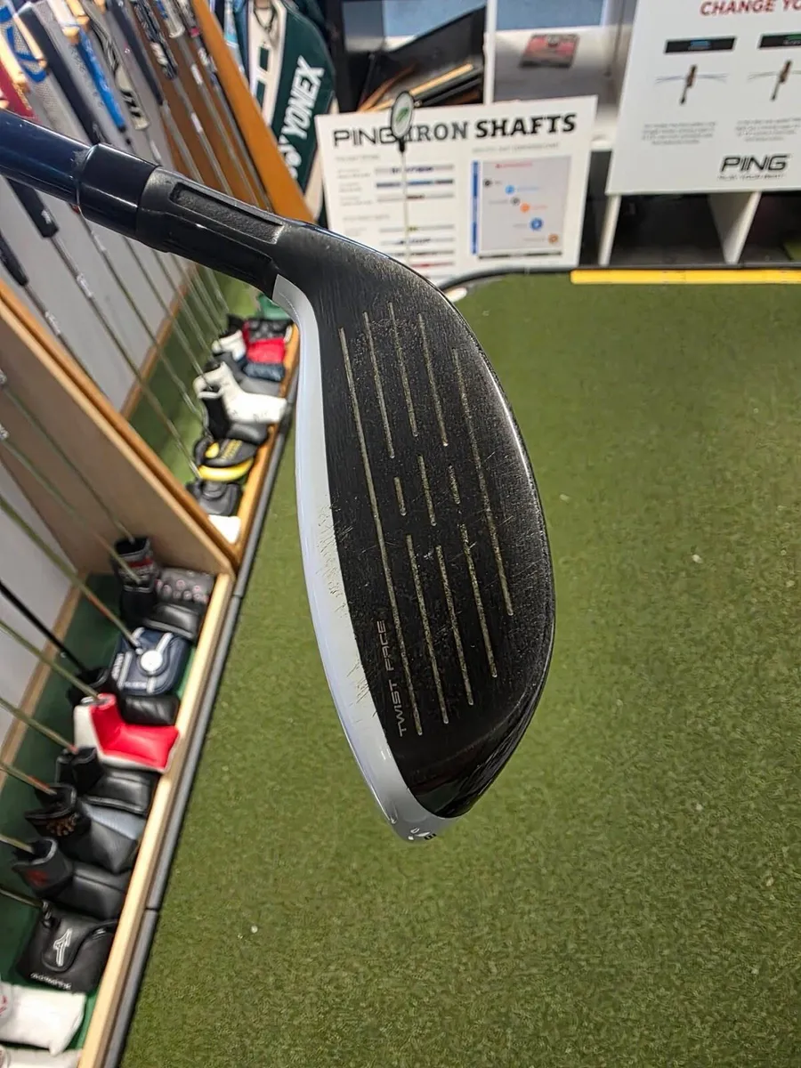Taylormade Sim2 Max 3 Hybrid - Image 4