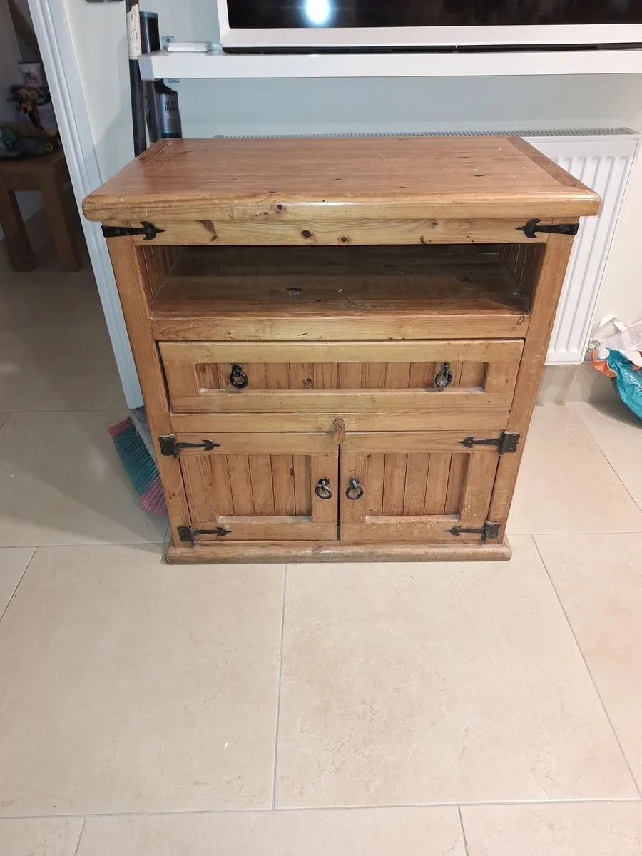 Tv cabinet - Image 1