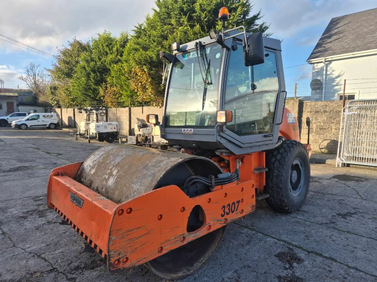 Hamm 3307 Roller - Image 1