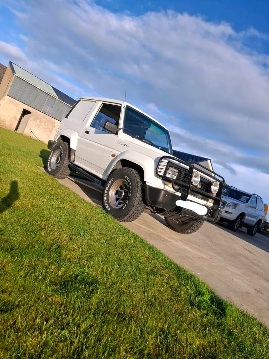 Daihatsu fourtrak - Image 2