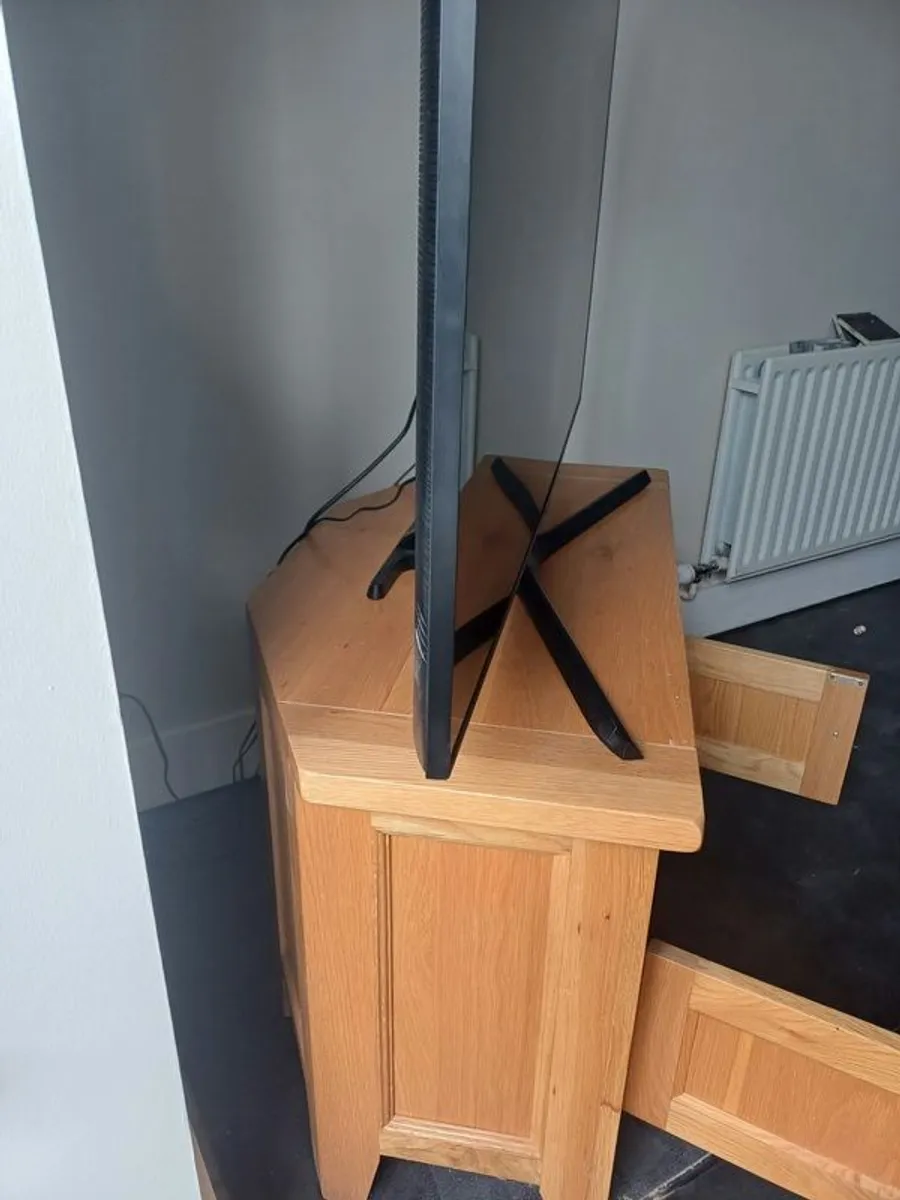 Solid Oak TV Stand - Image 1