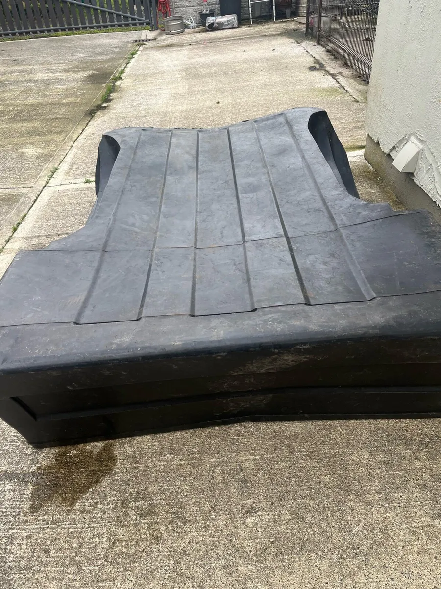 Boot Liner for Toyota Landcruiser - Image 3