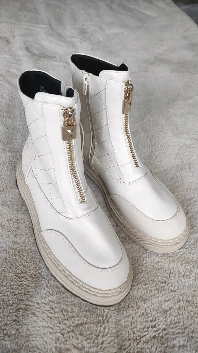 Cream boots River Island size38 - Image 1