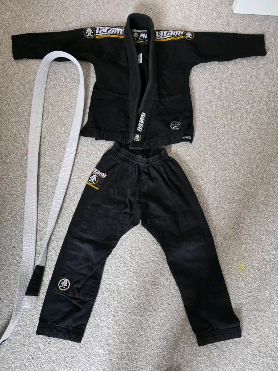 Boy costumes - Image 1