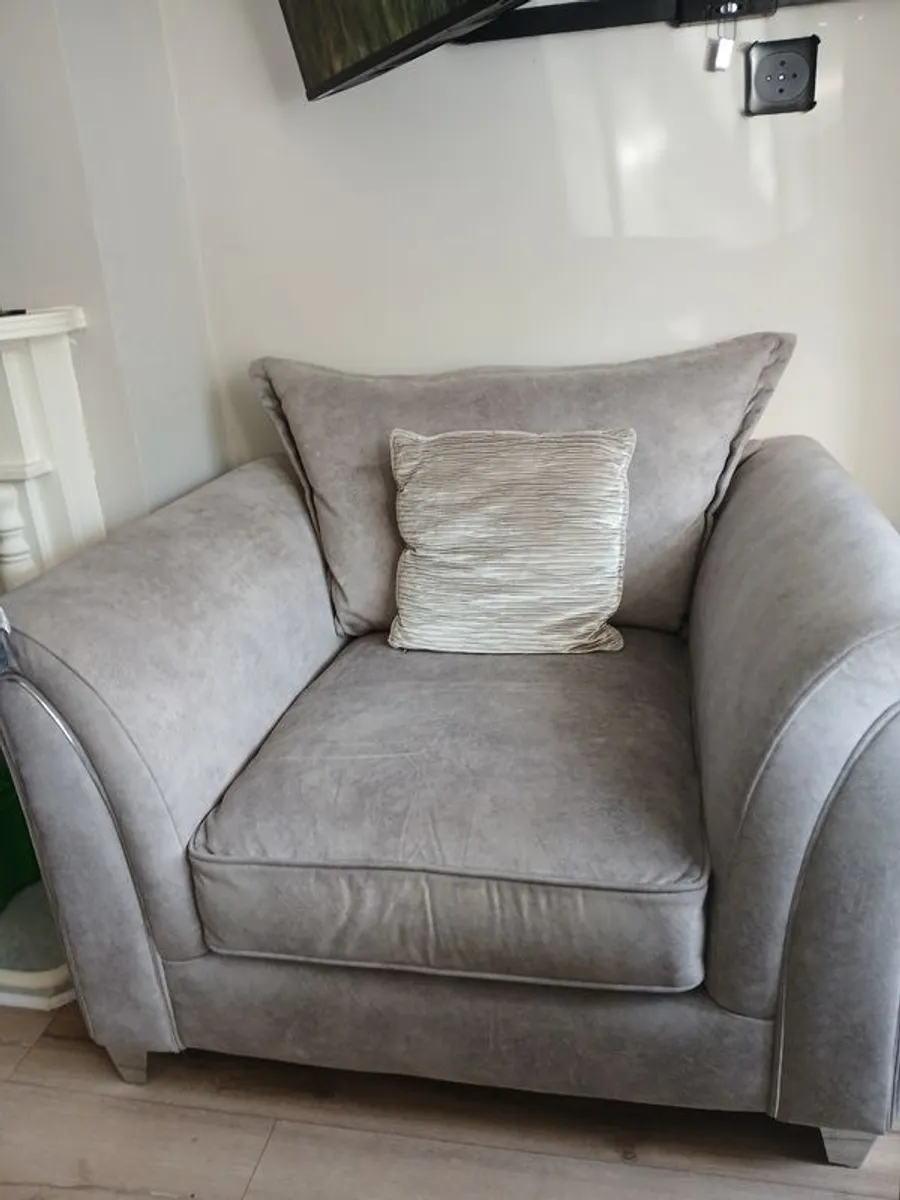 Casey's Armchair - Image 3
