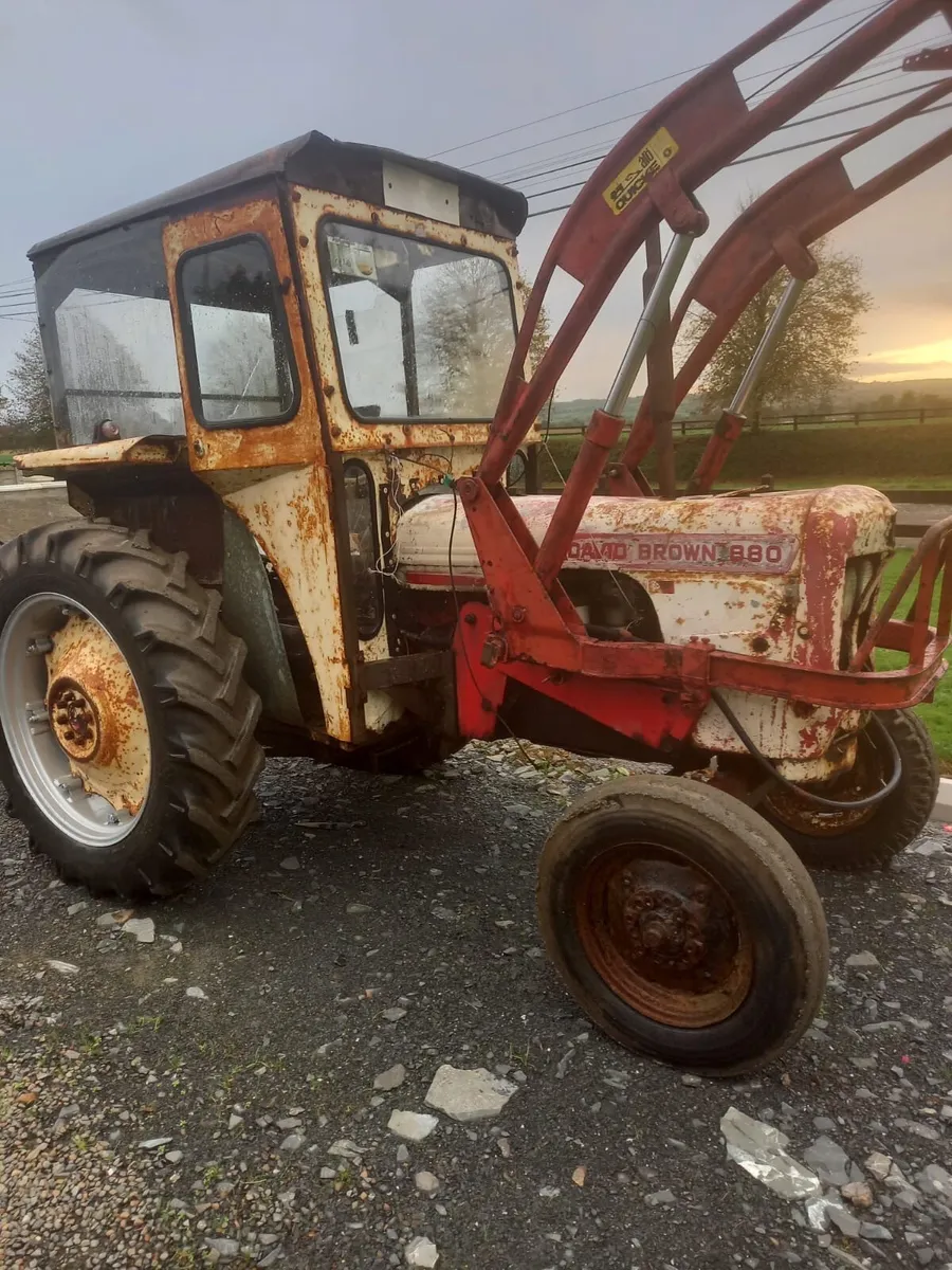 David Brown 880 - Image 1