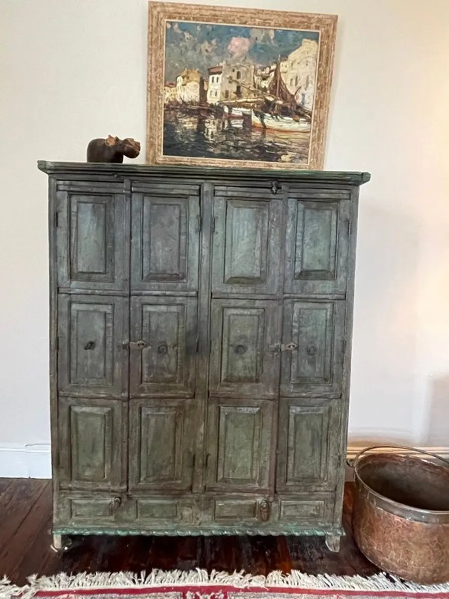 Rare High Quality Antique Country-House Cupboard - Image 1