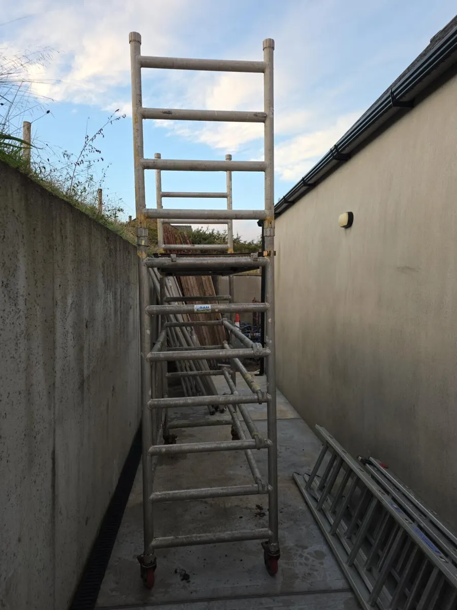 Aluminium Mobile Scaffold Tower – 2.8m Frame Heigh - Image 3