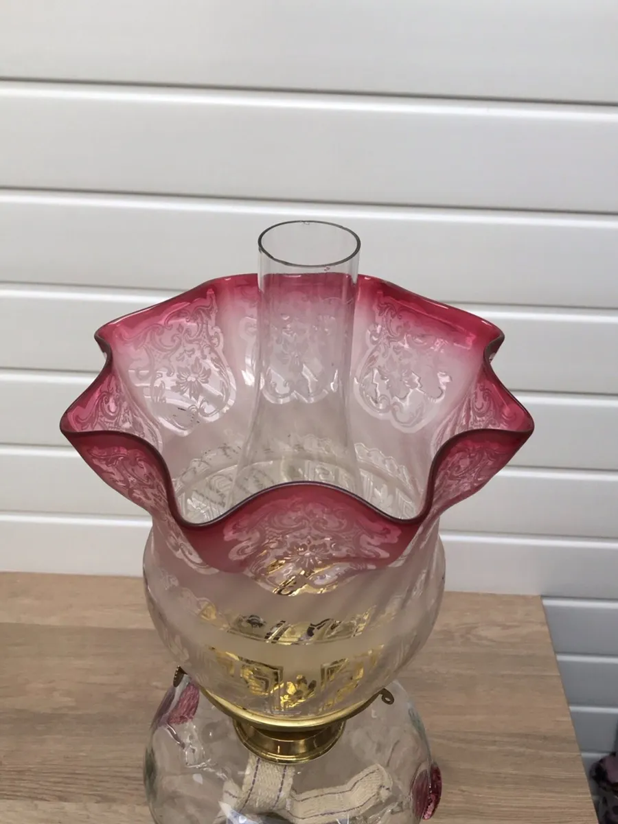 Antique oil lamp - Image 4