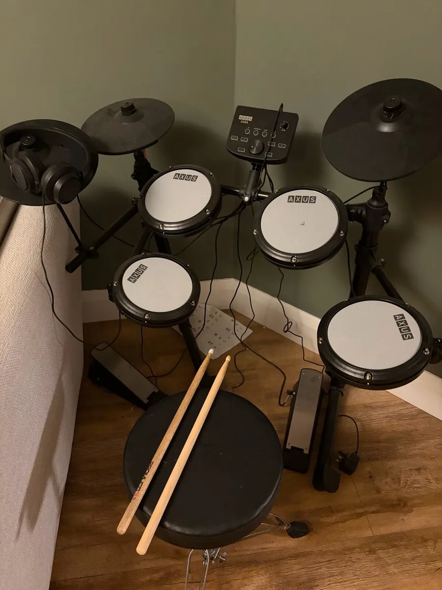 Electric drum kit - Image 2