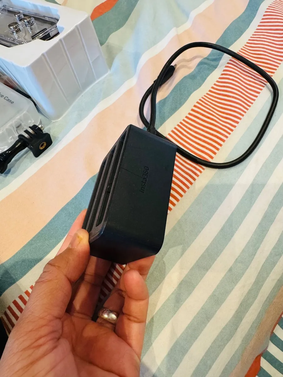 Insta360 X4 360° 8K Action Camera – Like New - Image 3