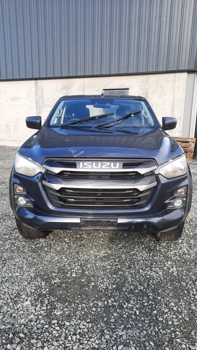 2024 Isuzu D-Max For Dismantling 12k Miles - Image 1