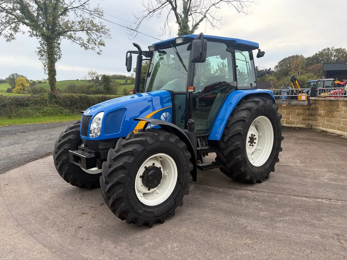 New Holland TL100A - Image 3