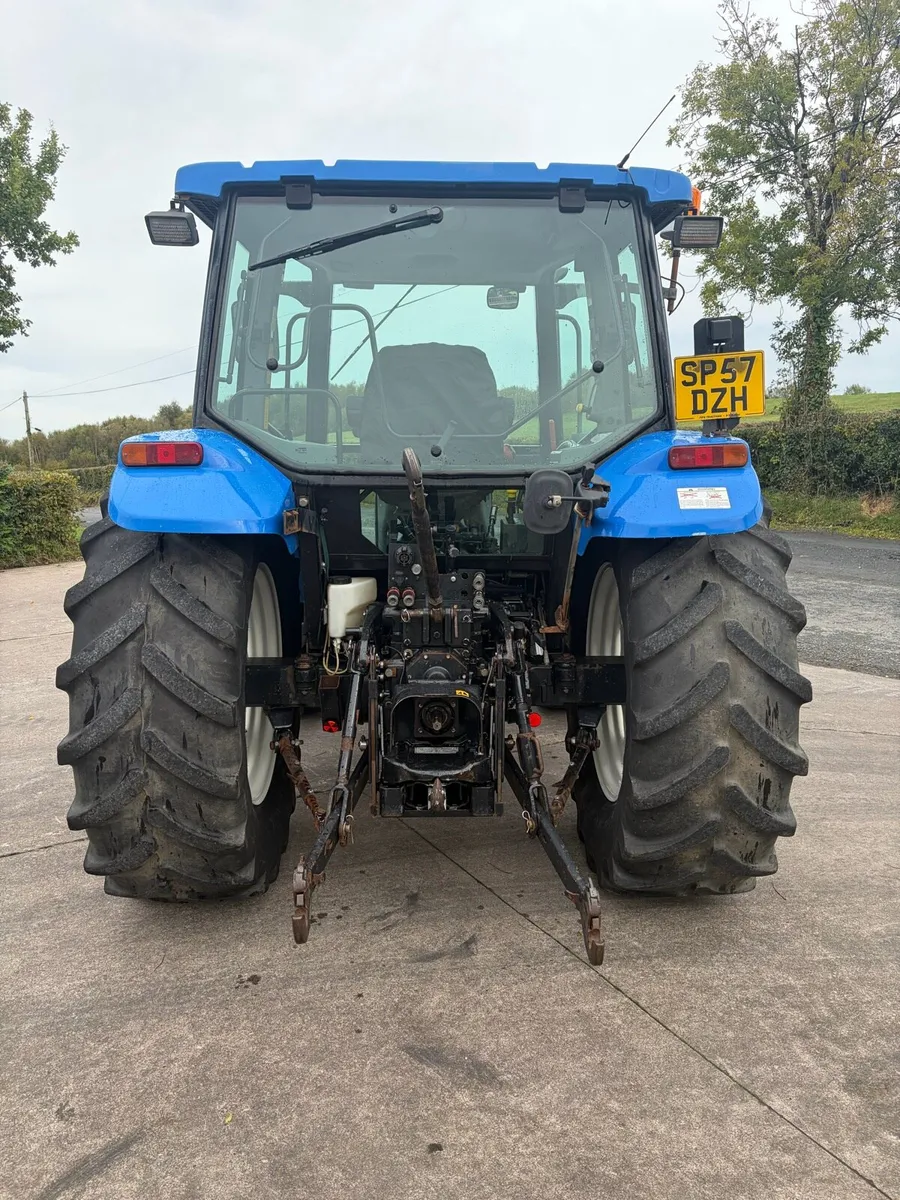 New Holland TL100A - Image 4