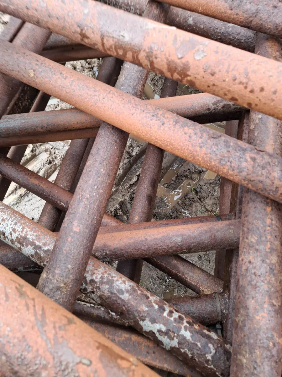 Feed Barriers Heavy 6 - Image 3
