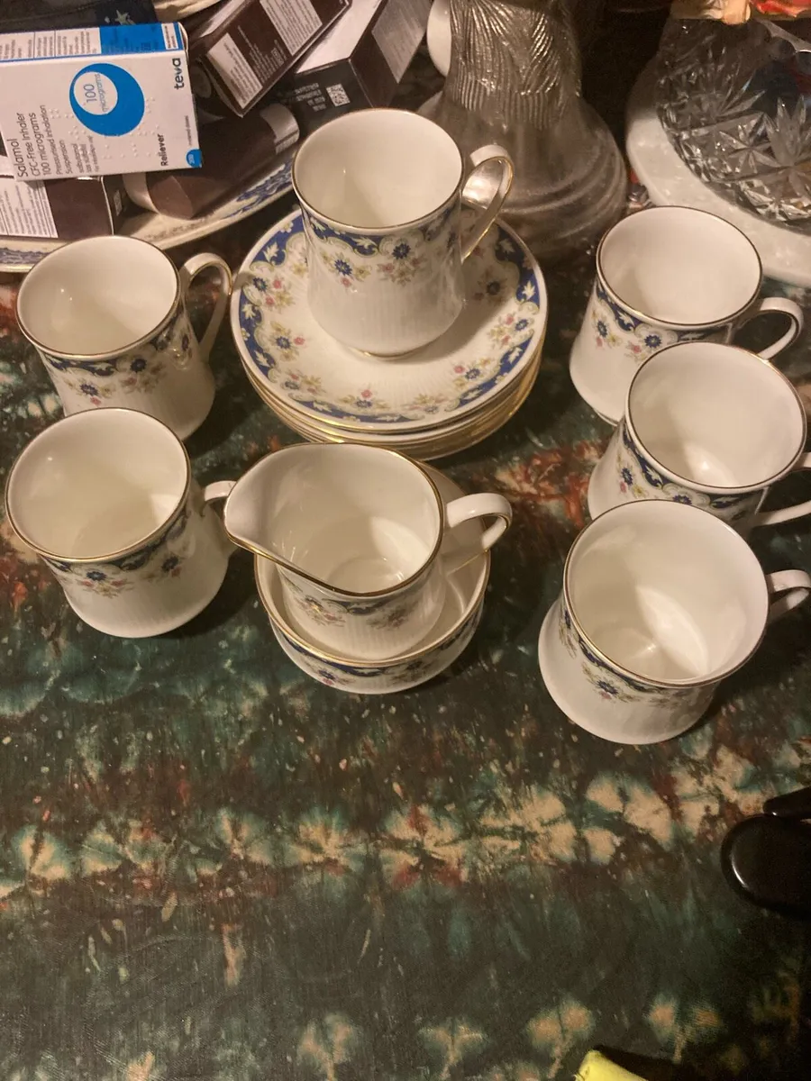Vintage teaset free postage - Image 1